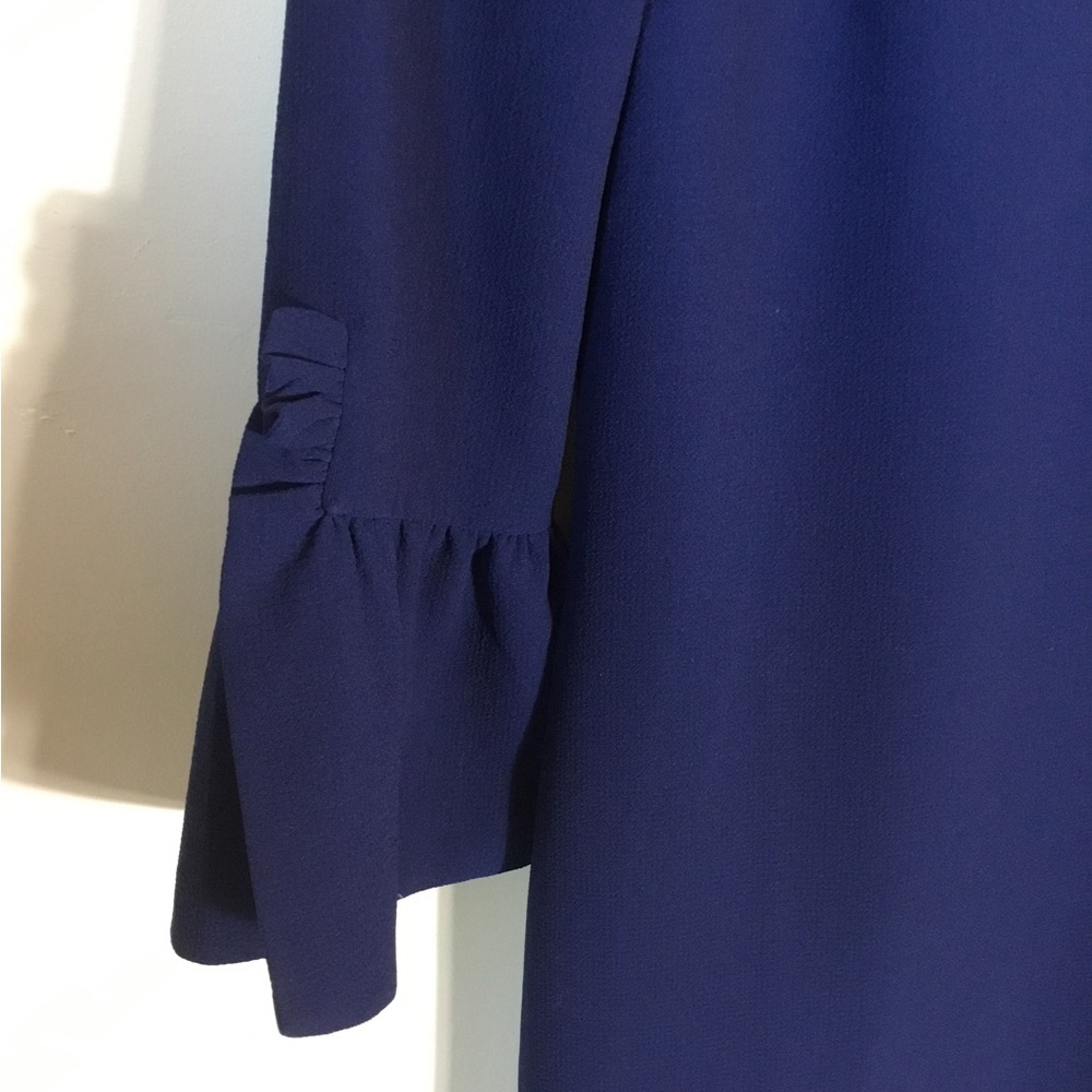 Club Monaco Bell Sleeve Shift Dress‎ - Picture 4 of 9